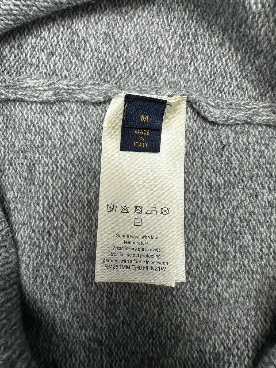 View 3 of Cozy Graphic Knit with Fox Motif — Premium Warmth Knitwear