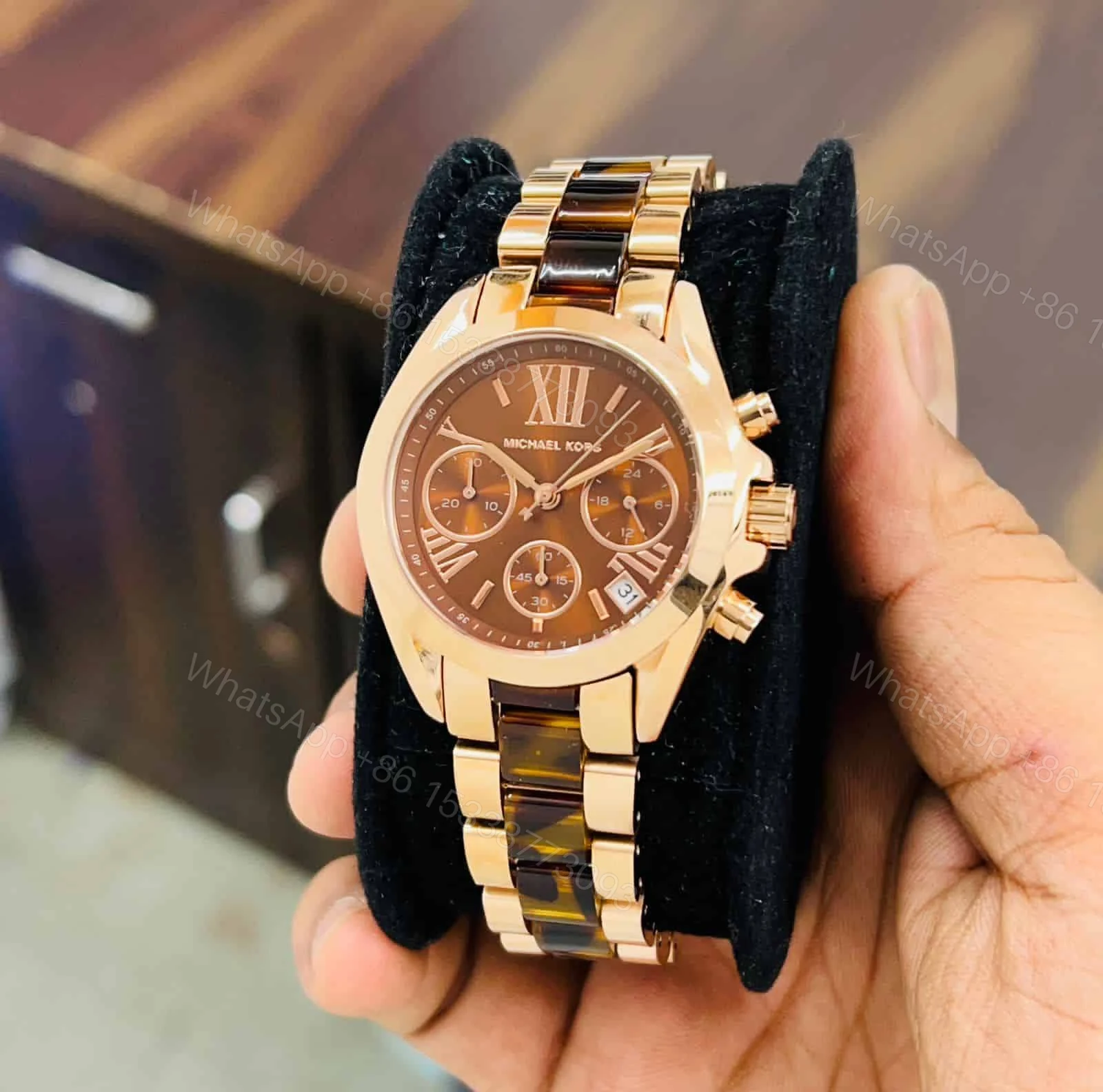 Michael Kors Bradshaw Chronograph Tortoise Shel — view 1