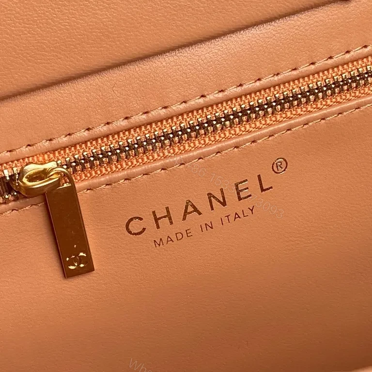 View 4 of Coral Quilted Handbag: Luxe Chain-Linked Everyday Glamance