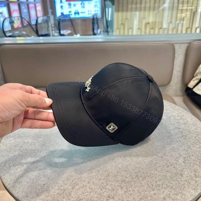 View 2 of Louis Vuitton Cap – LHC07
