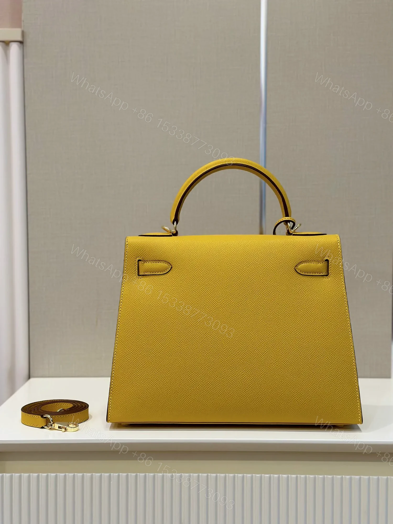 View 5 of HN 25 Lime Fluo Yellow Epsom Gold Hardware