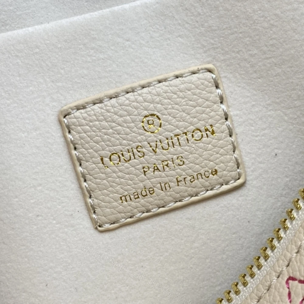 View 7 of Louis Vuitton Speedy Bandoulière Monogram Empreinte 20Cm M46667