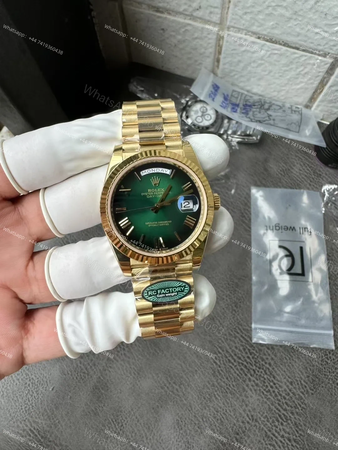 View 5 of Rolex Day-Date M228238-0069 1:1 Replica Green Gradient Dial 40MM 3255 Movement Presidential Bracelet Super Clone Watch