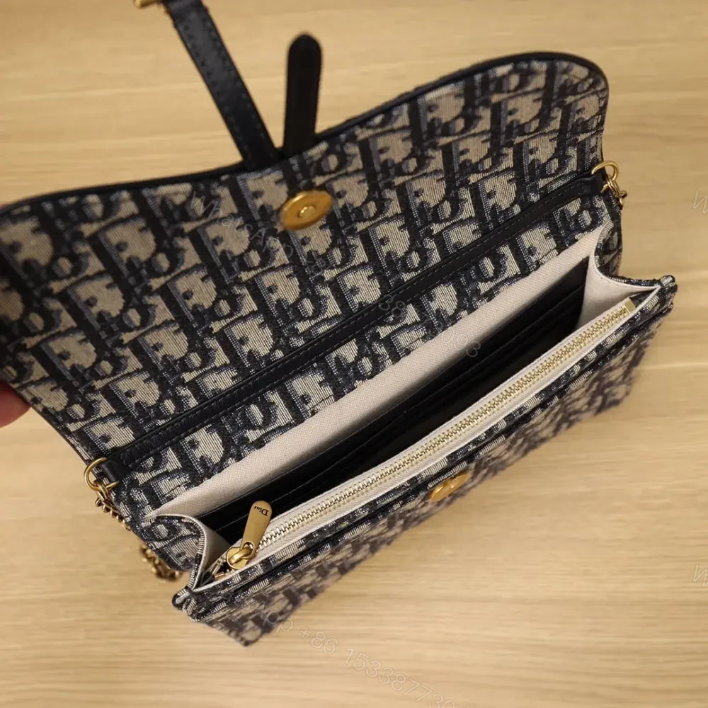 View 9 of 高仿Dior*Saddle系列經典鏈條手拿包免檢版