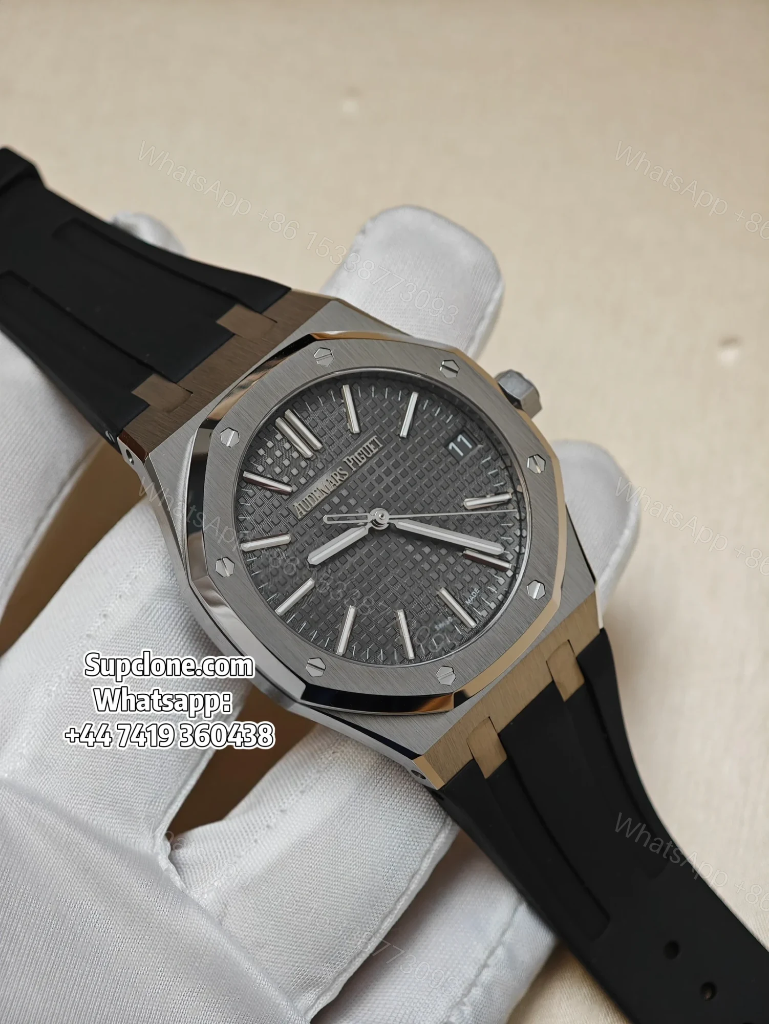 Audemars Piguet Super Clone Royal Oak 15510 Green Dial Black Rubber Strap — view 1