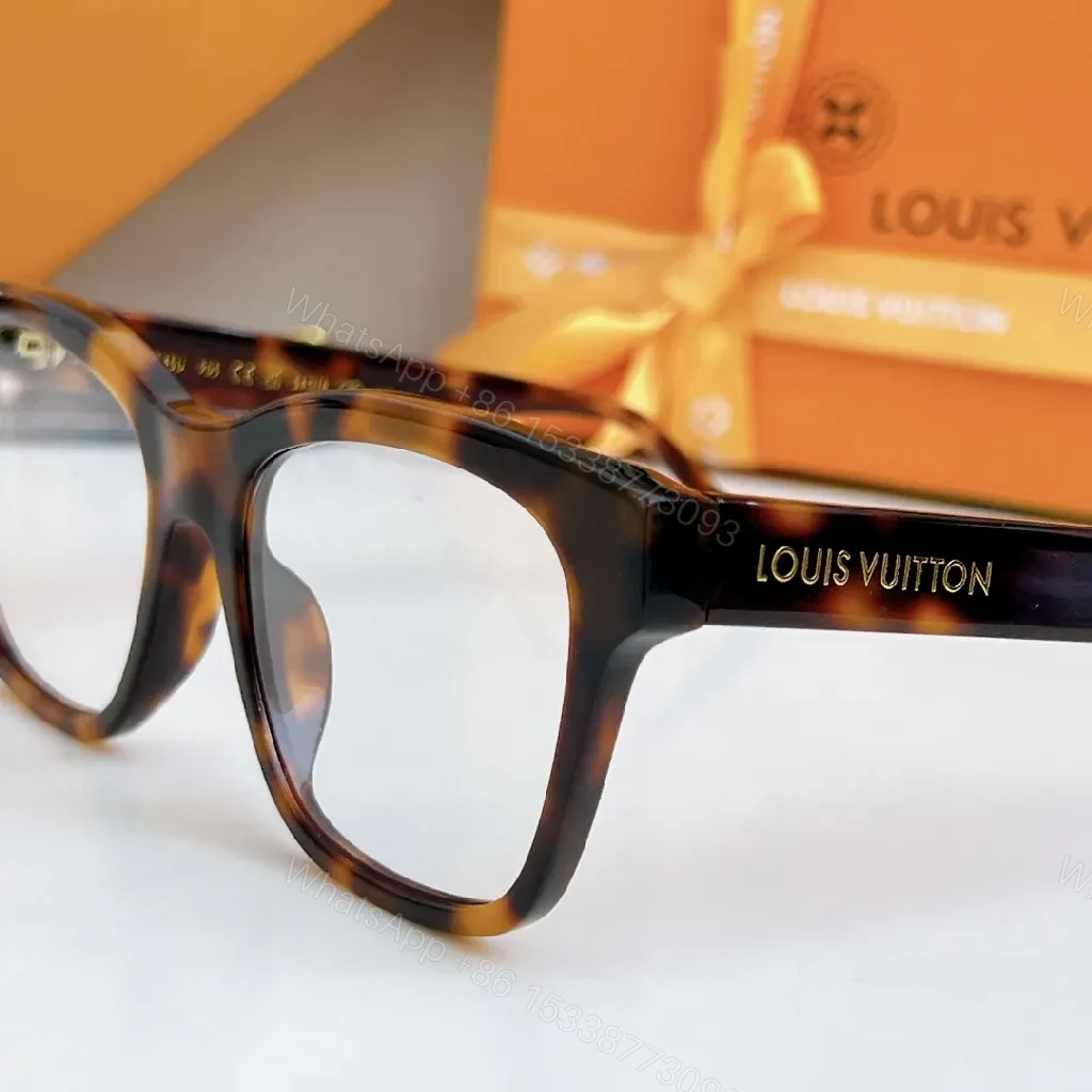 View 9 of Chic Luxury Sunglasses: Premium Black Acetate, Polarized Lenses