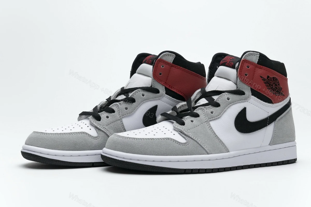 Air Jordan 1 Retro High Light Smoke Grey 555088-126 — view 2