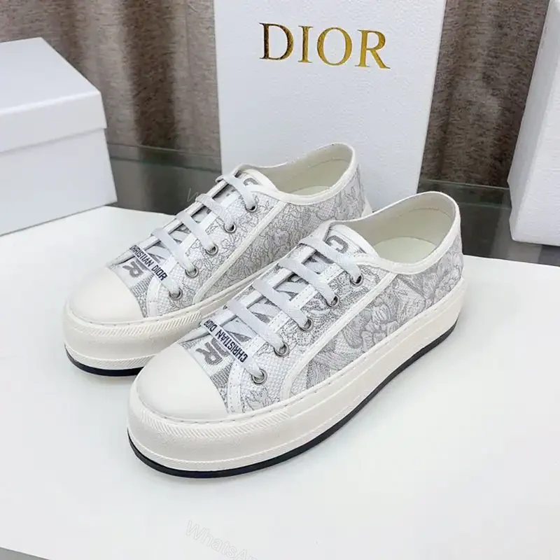 WALK’N’DIOR PLATFORM SNEAKERS UNISEX JARDIN D’HIVER EMBROIDERED GREY – CD194 — view 1