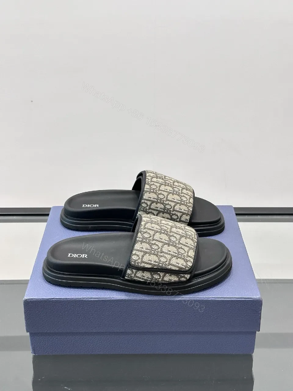 Patterned Jacquard Slide Sandals – All-Day Comfort, Luxury Casual — view 1