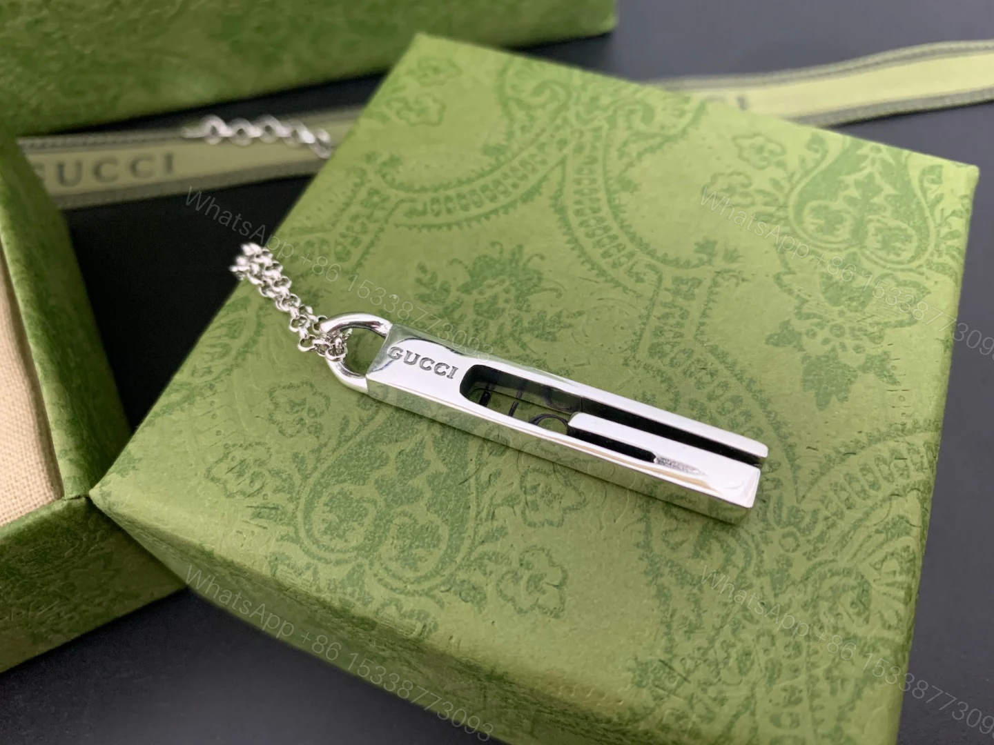View 2 of EN – Lux Gucci Necklaces 024