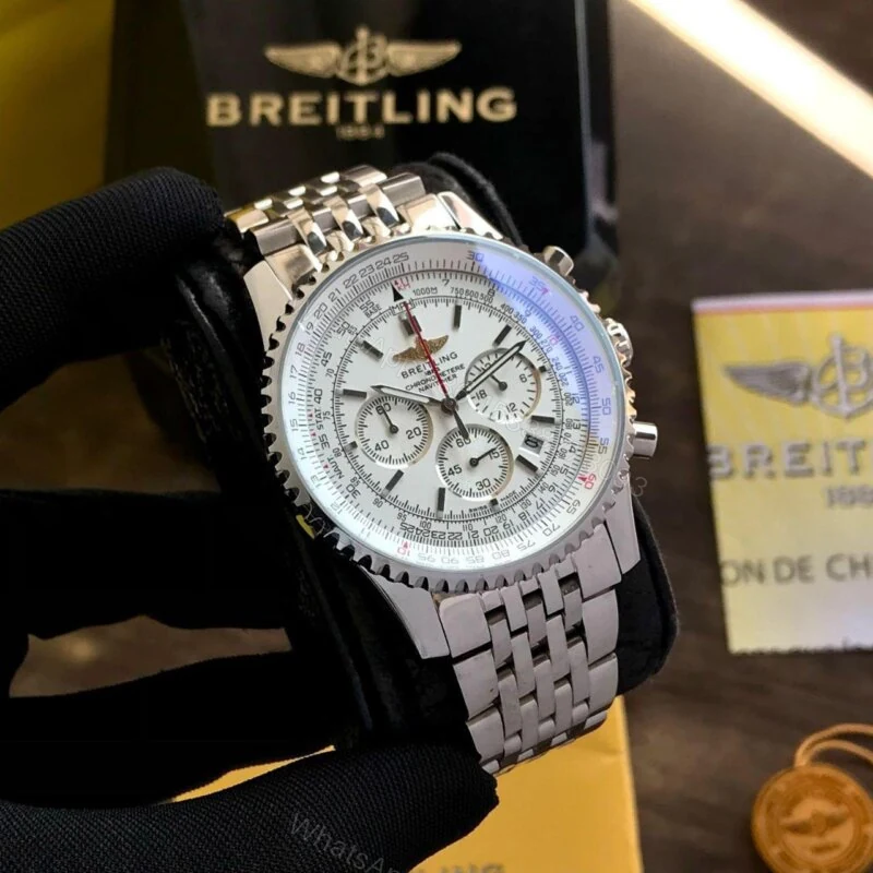 Breitling Chronomat B01 White Dial 42mm Quartz — view 1