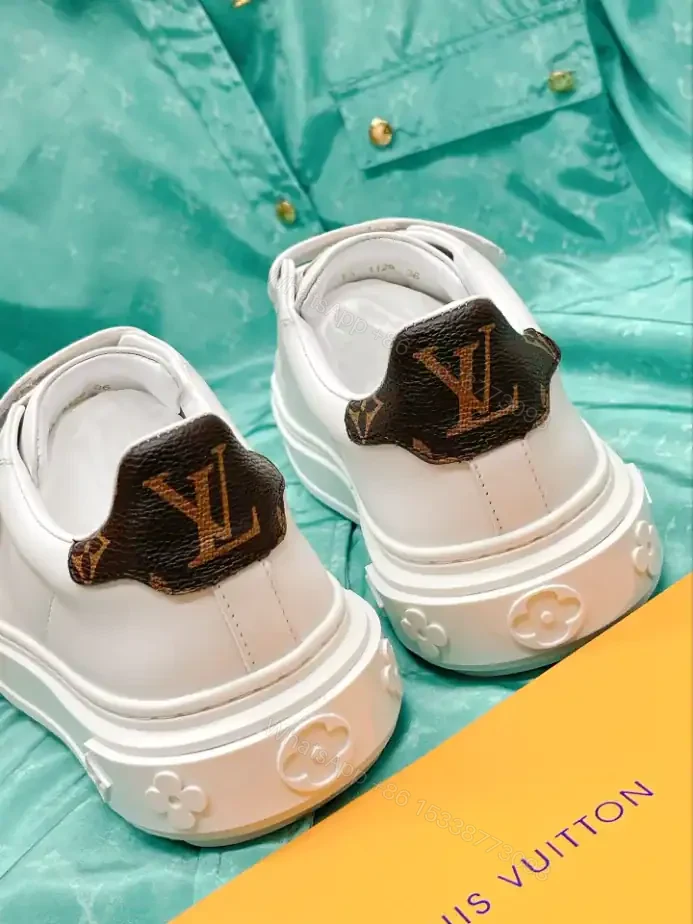 View 7 of LV TIME OUT SNEAKER – LSVM029