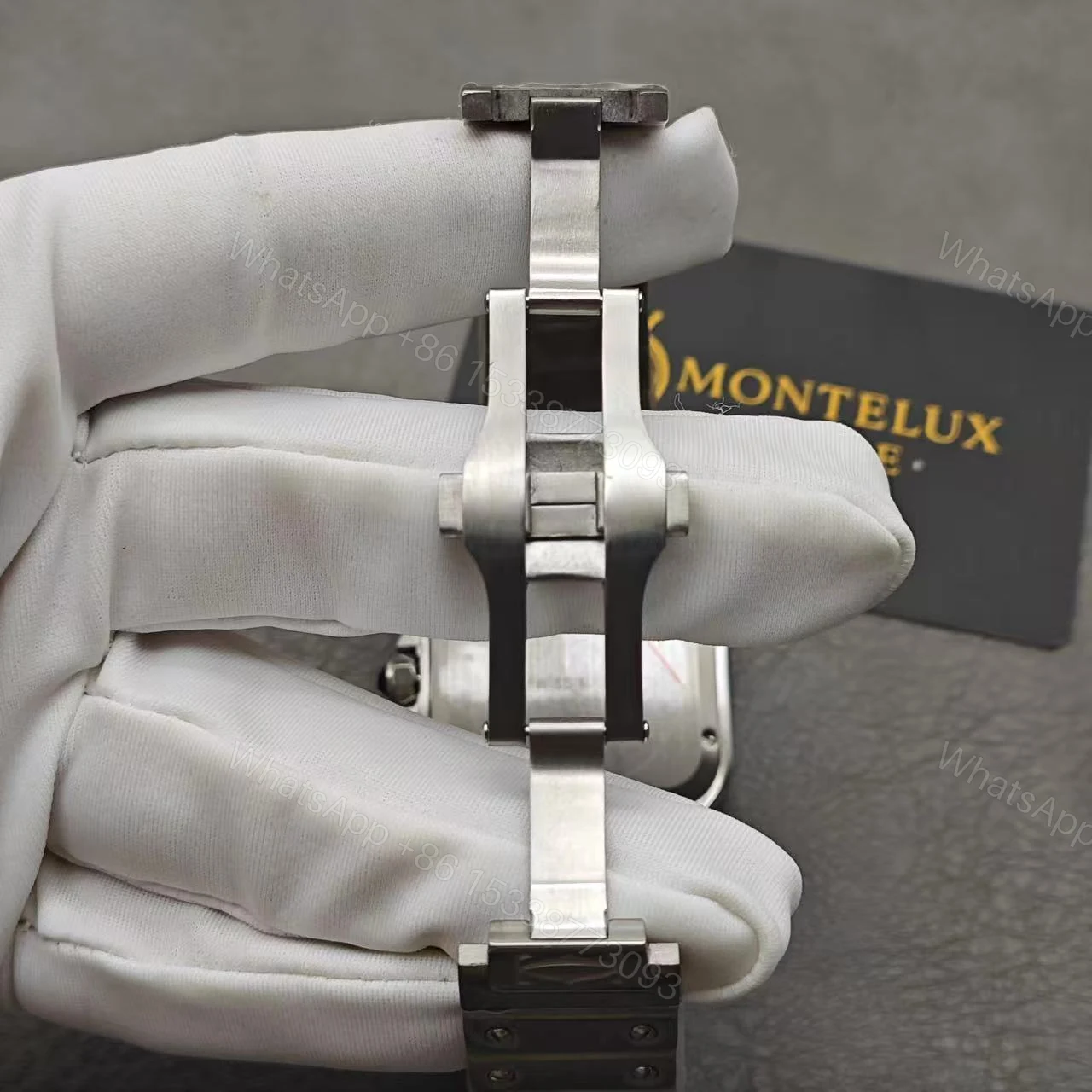 View 16 of Cartier Santos Date Swiss Made Replica W20060D6