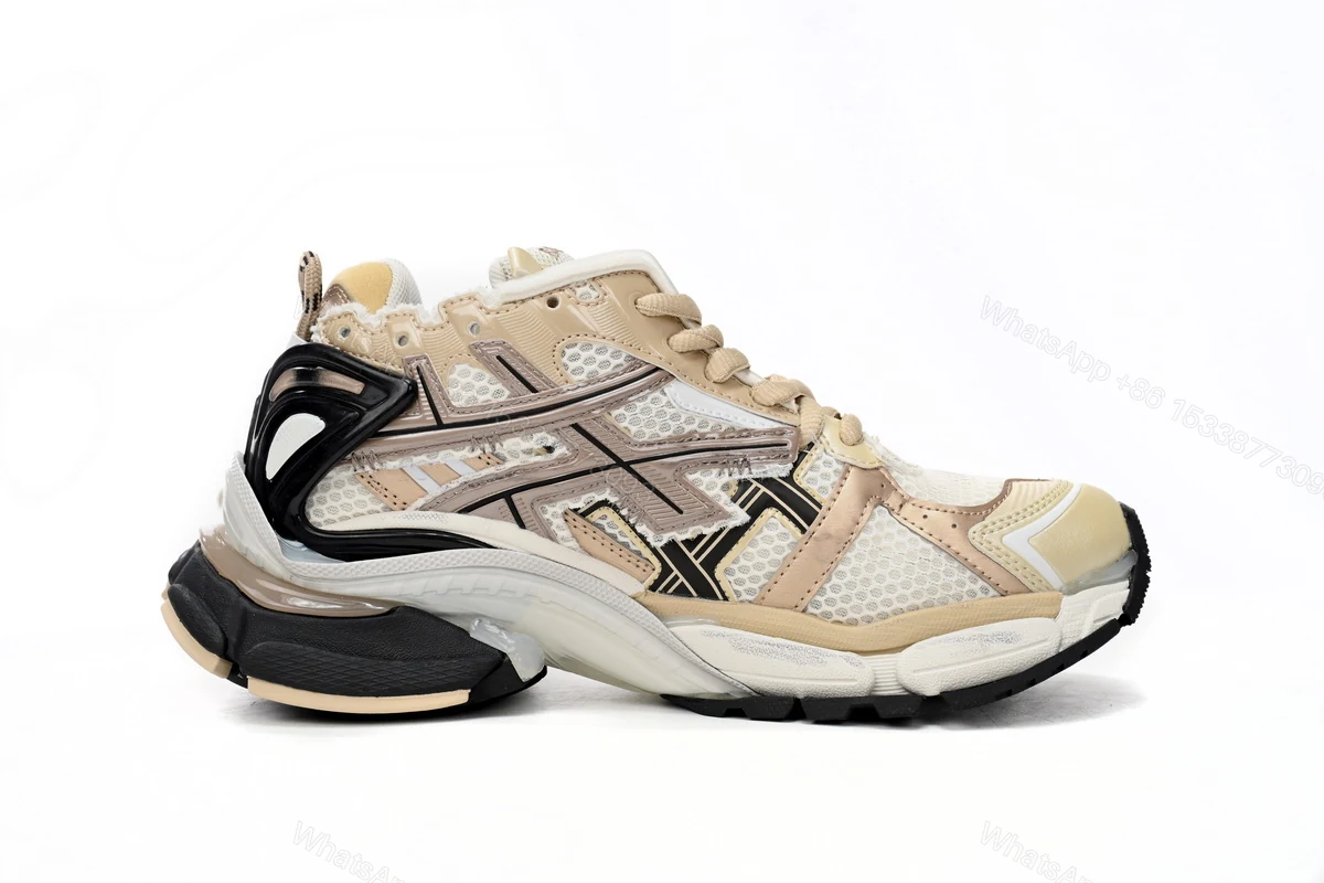 View 2 of Balenciaga Runner Rice Pla Tinum 677403 W3RB3 9891