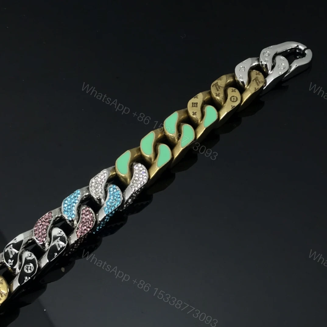 View 2 of EN – Lux LV Necklaces 038