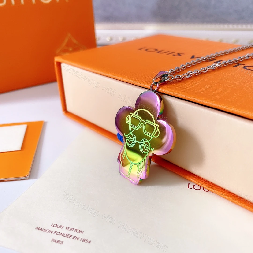 View 2 of EN – Lux LV Necklaces 072