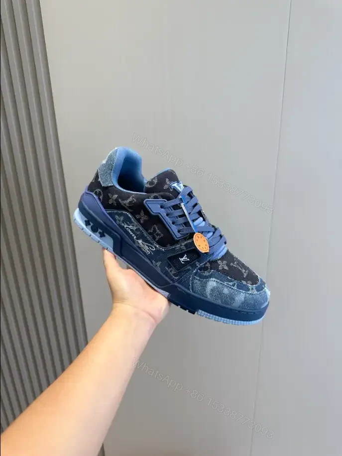 View 3 of LV TRAINER SNEAKER – LSVT406