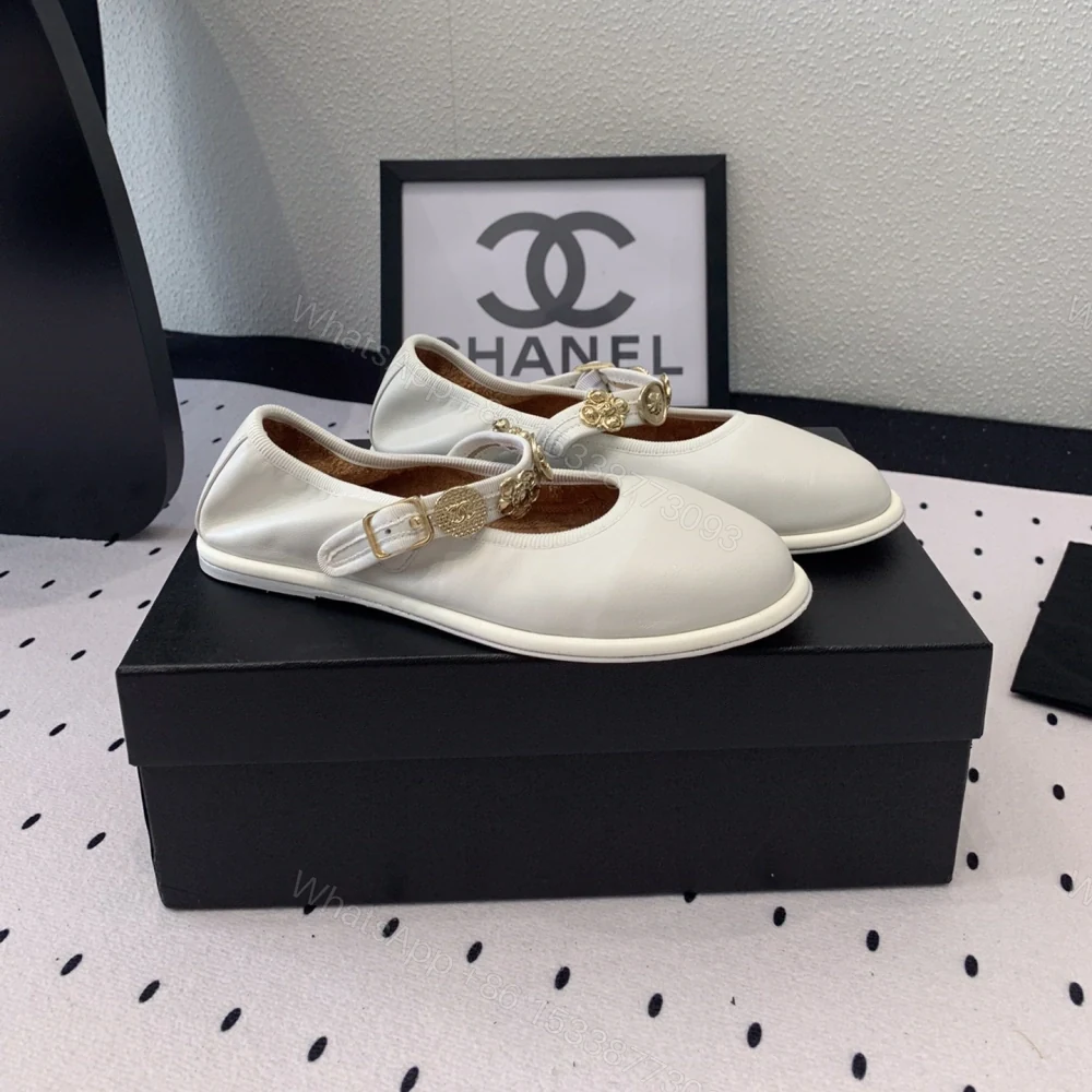 View 2 of 高仿Chanel*G45778T圓頭塔扣瑪麗珍鞋白色免檢版