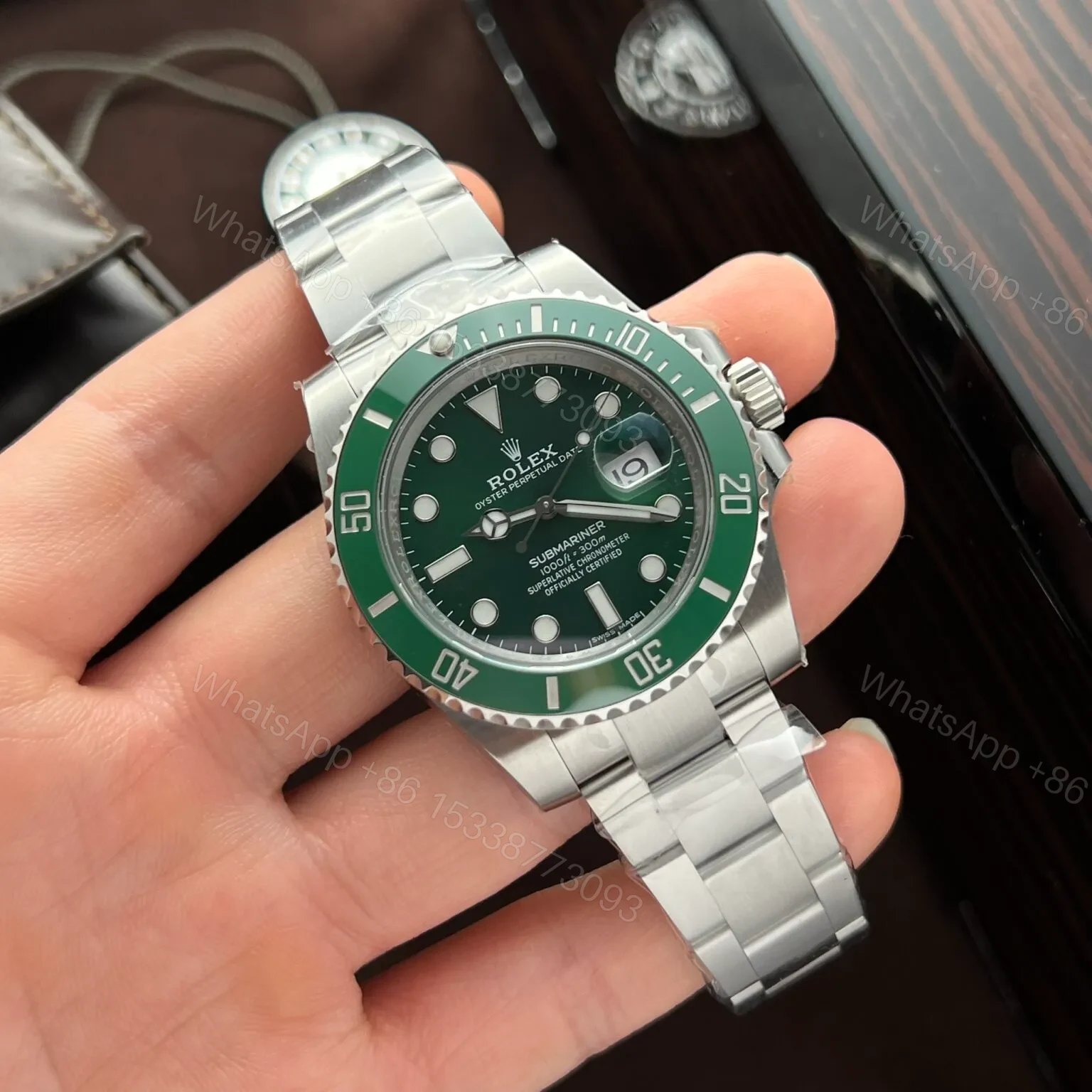 View 3 of Superclone Rolex Submariner Green Dial 116610LV “Hulk”