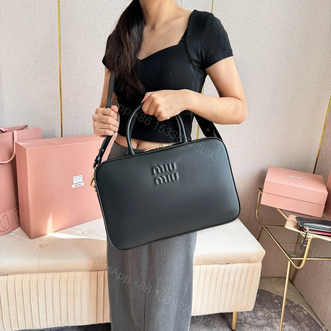 View 13 of 高仿miumiu*5BB17長肩帶公文包黑色免檢版