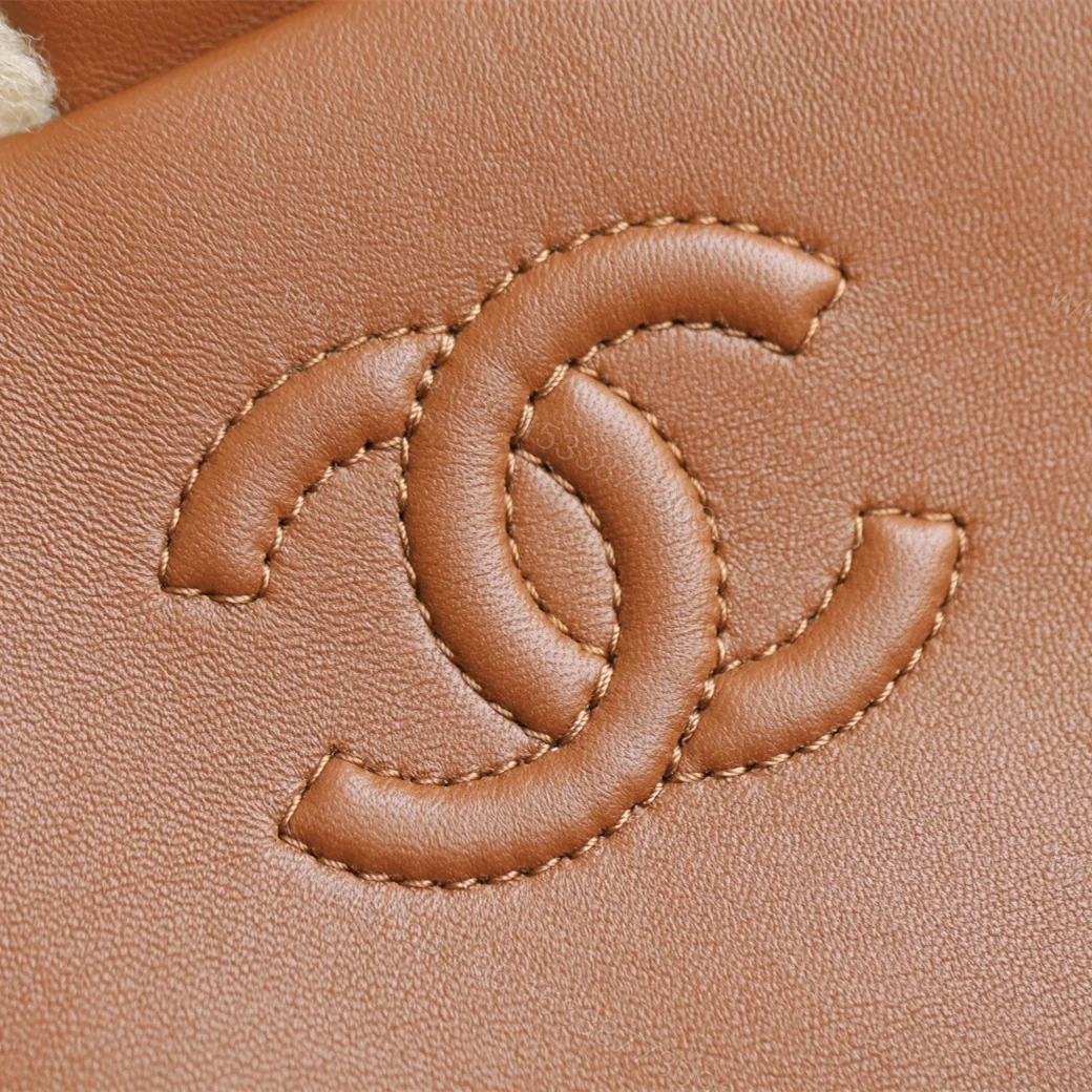 View 21 of 高仿Chanel*24K系列AS5148泰迪熊手袋Mini款免檢版