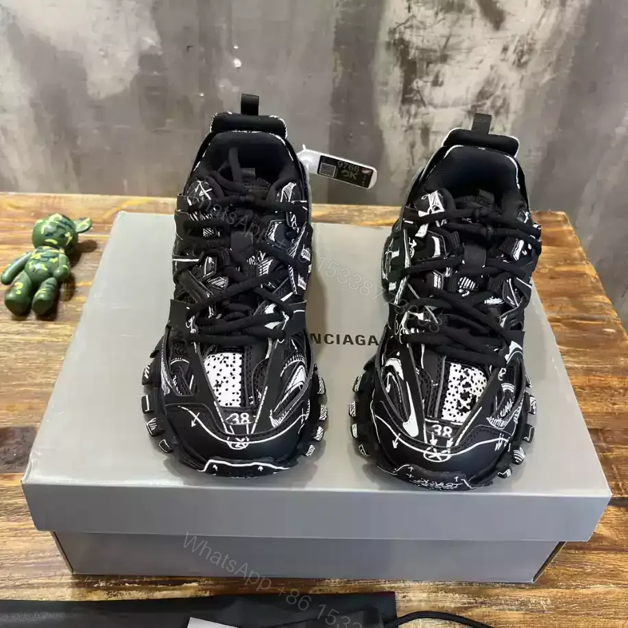 View 2 of BALENCIAGA TRACK SNEAKER – BB247