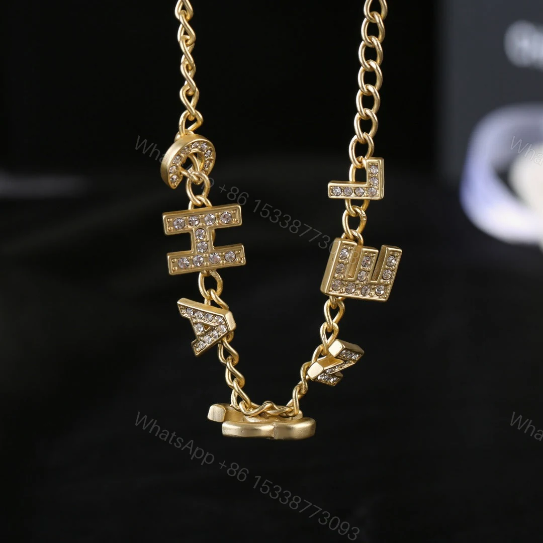 View 4 of EN – Lux Necklace CHL011