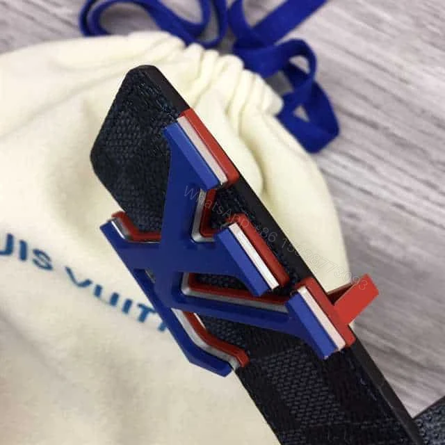 View 4 of LOUIS VUITTON INITIALES 40MM REVERSIBLE DAMIER INFINI LEATHER BELT – B84