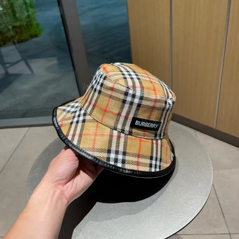 Iconic Check Bucket Hat â€” Luxury Comfort & Versatility — view 1