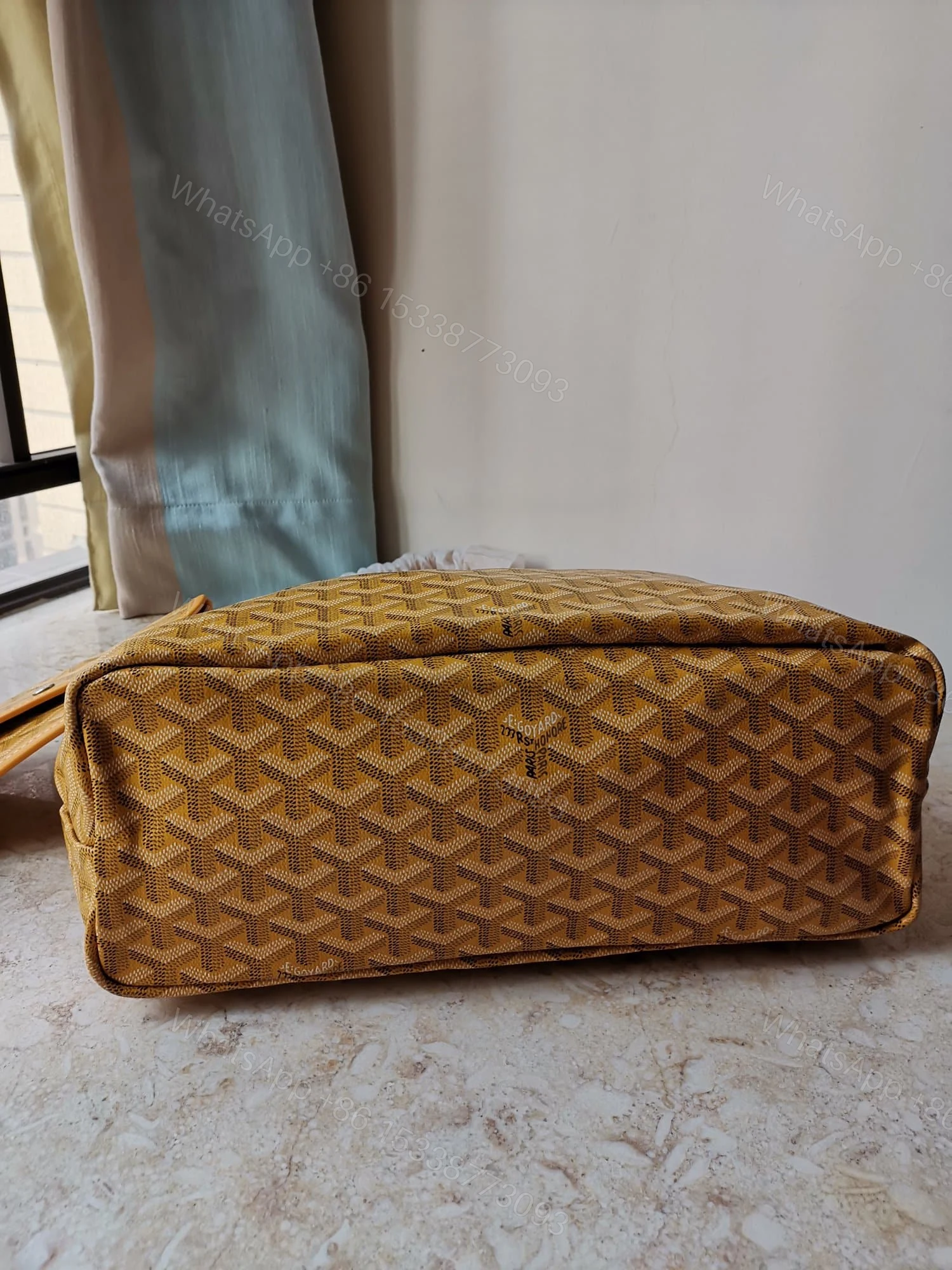 View 5 of GOYARD ANJOU PM BAG YELLOW 50CM ANJOUSPMLCG08TY08P