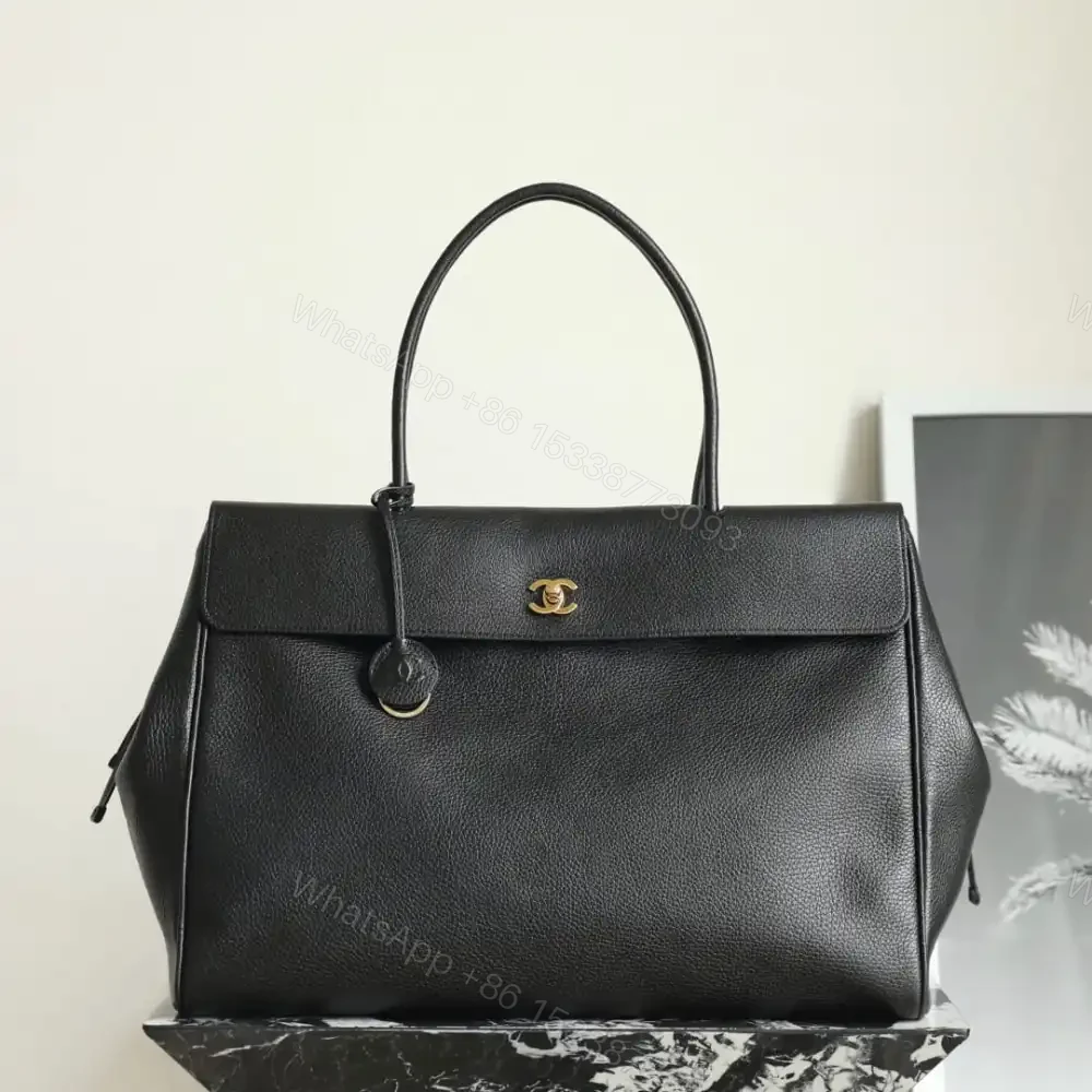 高仿Chanel*26S系列AS6289粒面小牛皮單肩包黑色大號免檢版 — view 1