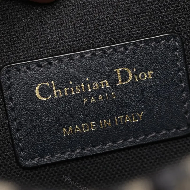 View 16 of 高仿Dior*30Montaigne系列EastWest手袋免檢版