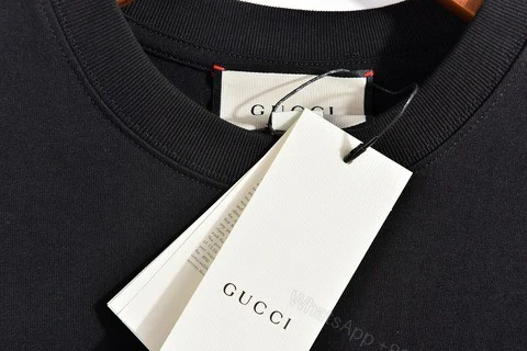 View 8 of GUCCI Tiger T-Shirt – GC0100