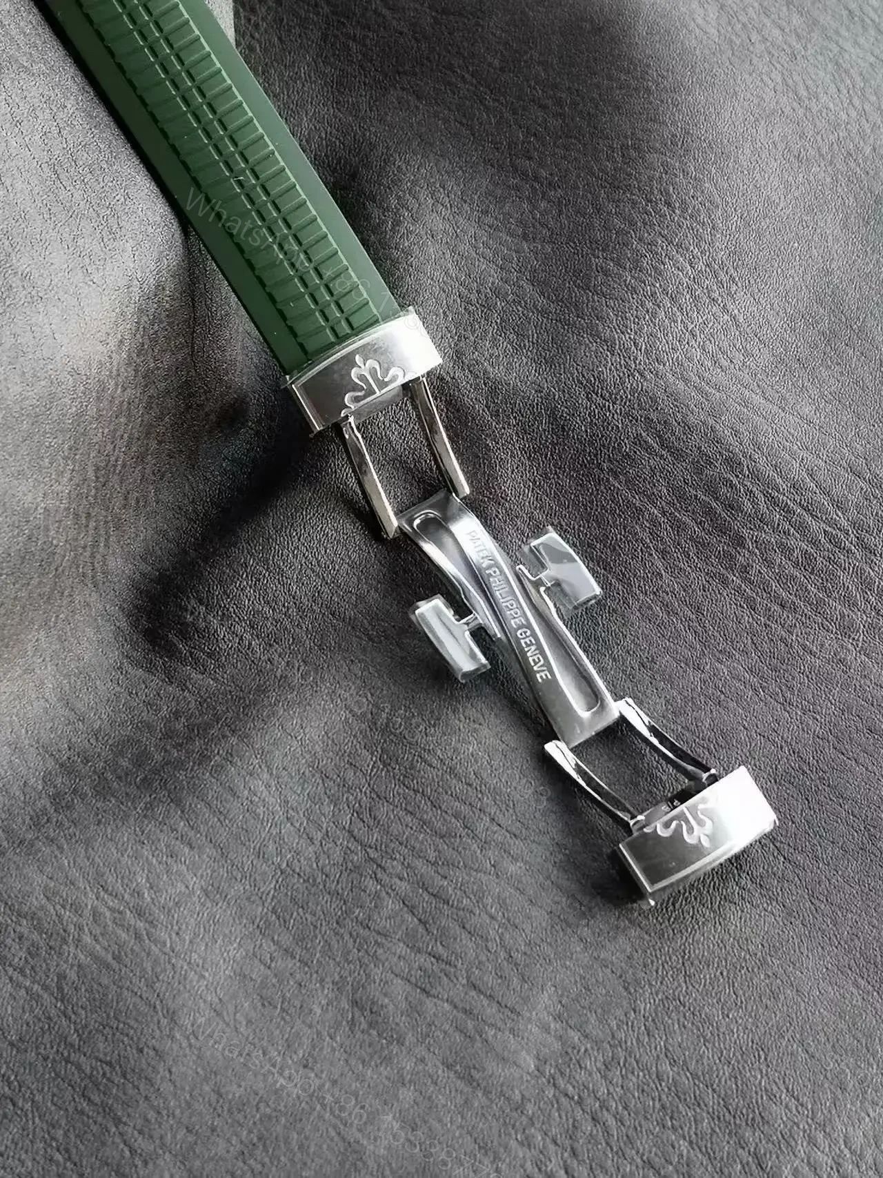 View 8 of Replica Aquanaut Green Dial Patek Philippe Aquanaut 5168G