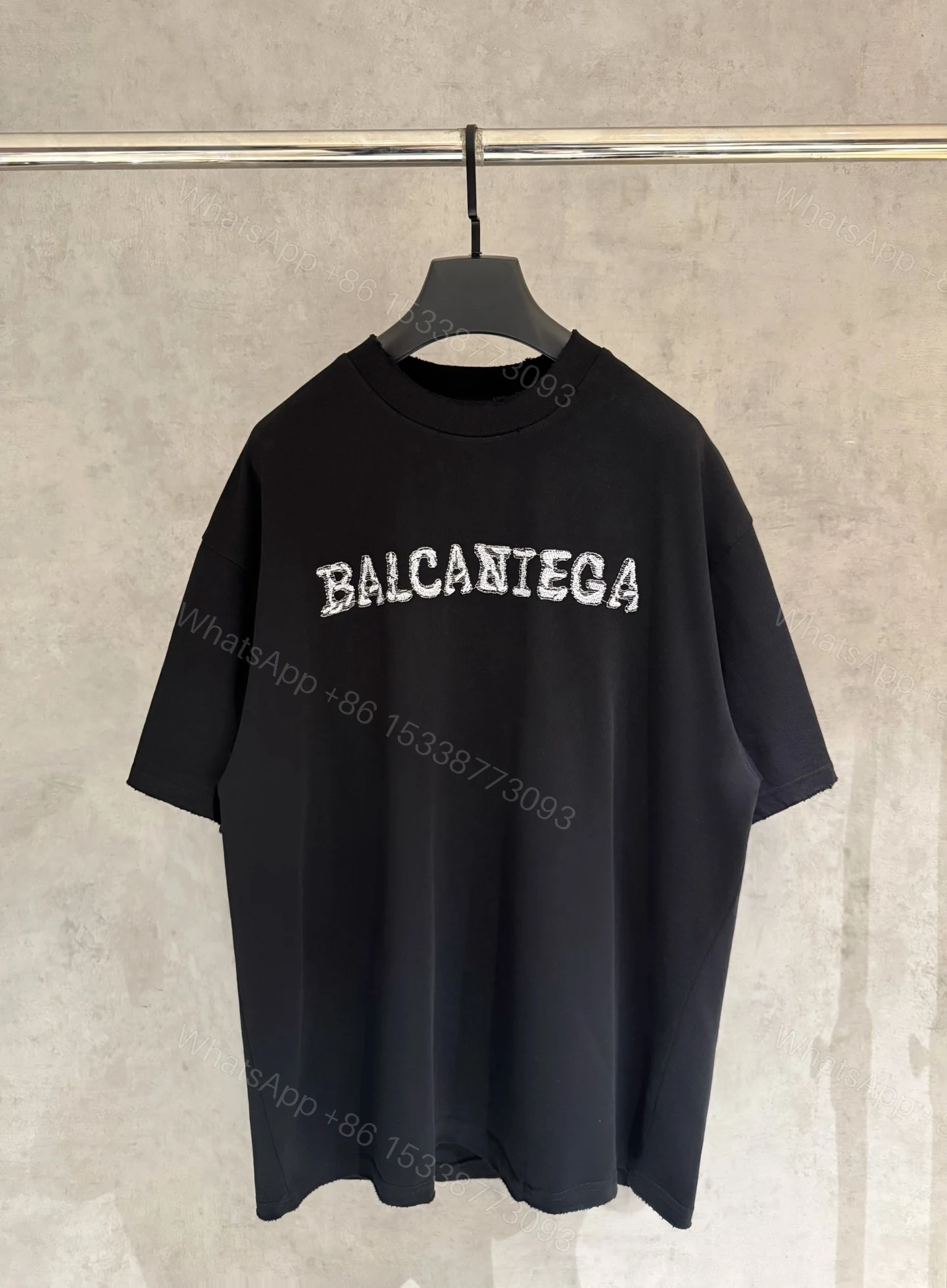 Balenciaga 高仿 男款BALCANIEGA字母短袖T恤 潮流街頭款 — view 1