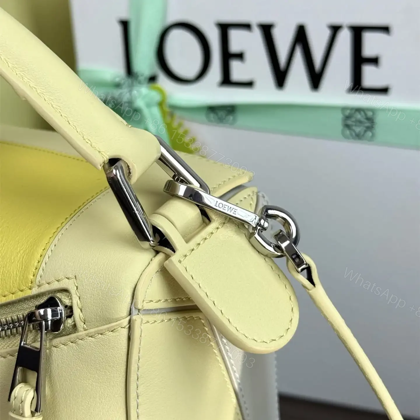 View 10 of 高仿Loewe*Puzzle系列0144幾何拼接手袋黃晶色小號免檢版