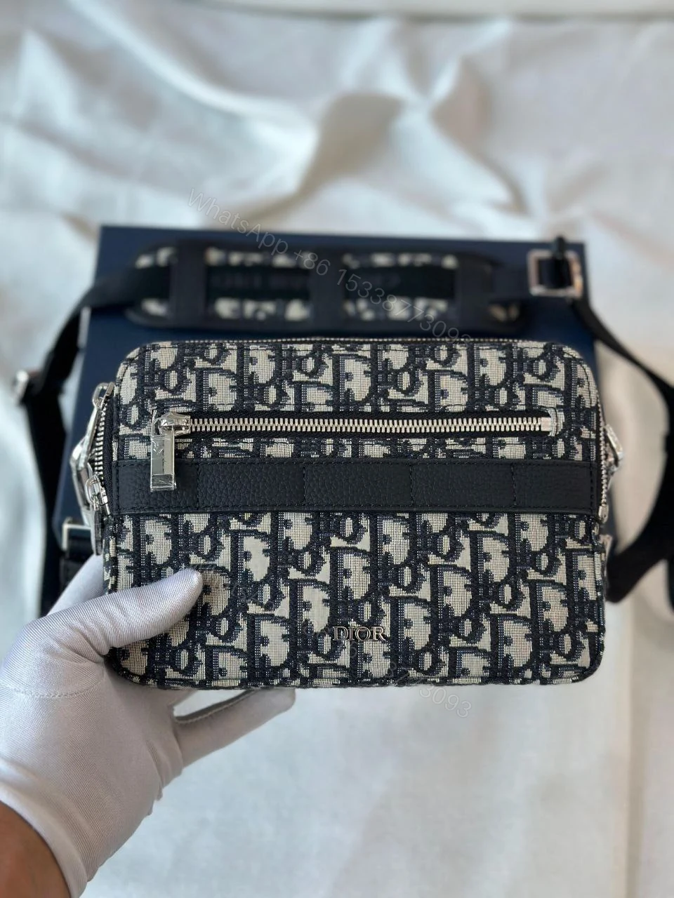 CHRISTIAN DIOR HOMME Oblique Safari Messenger — view 1