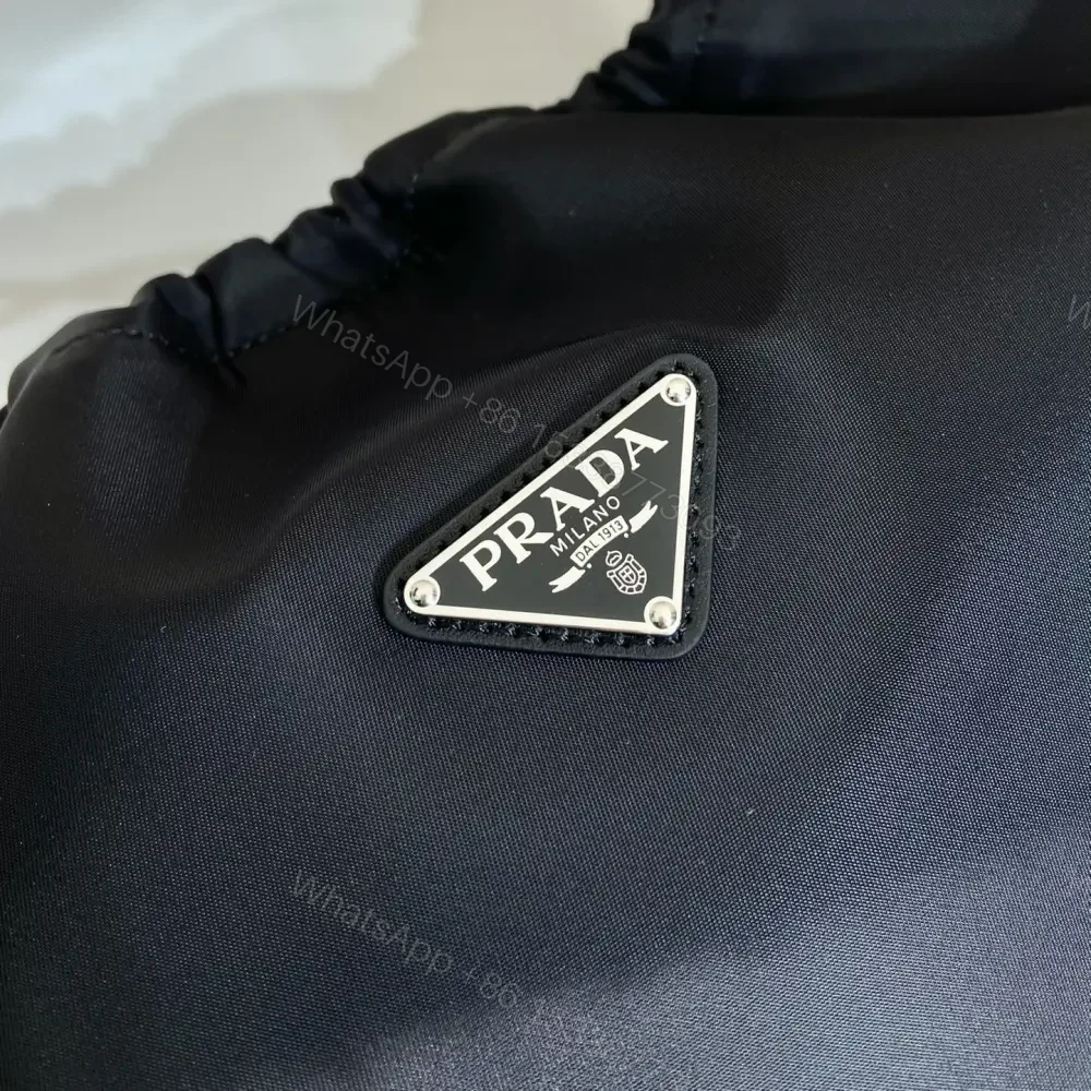 View 7 of 高仿Prada*ReEdition系列B6250腋下包大號黑色免檢版