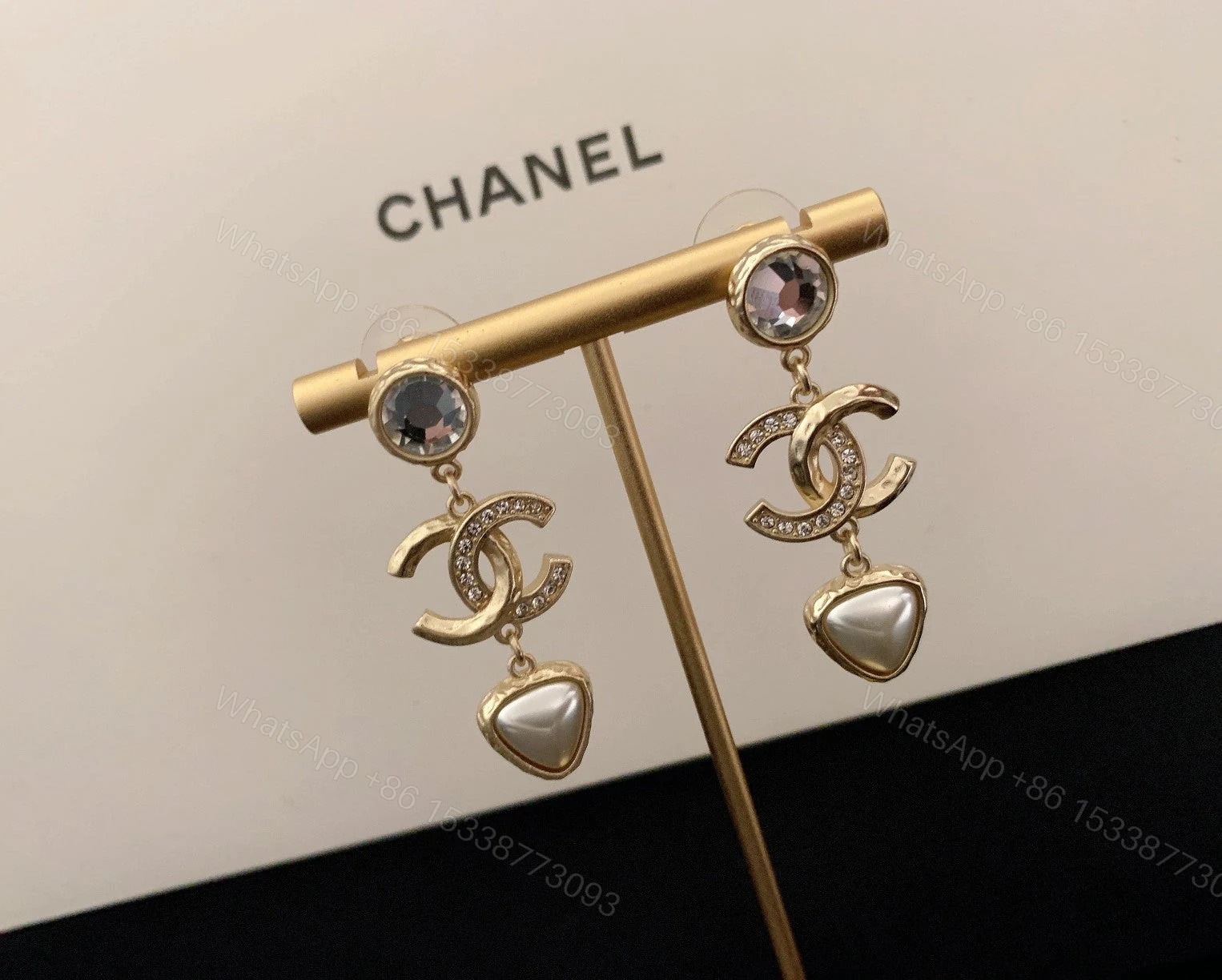 View 5 of EN – Lux Earring Chanel 033