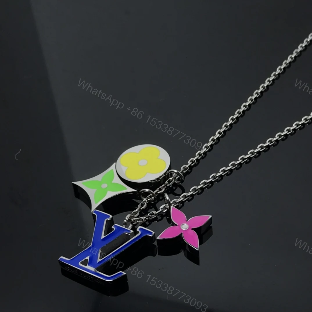 View 2 of EN – Lux LV Necklaces 037