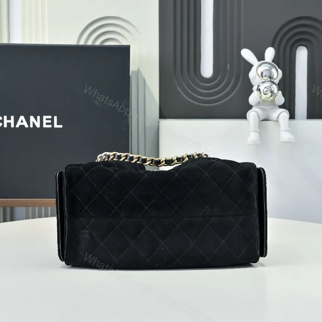 View 4 of Quilted Black Shoulder Bag: Gold Chain, Luxe Texture, Versatile Style
