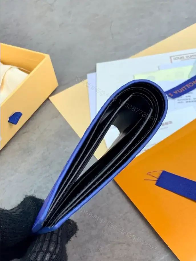 View 7 of LV MULTIPLE WALLET- RRG087