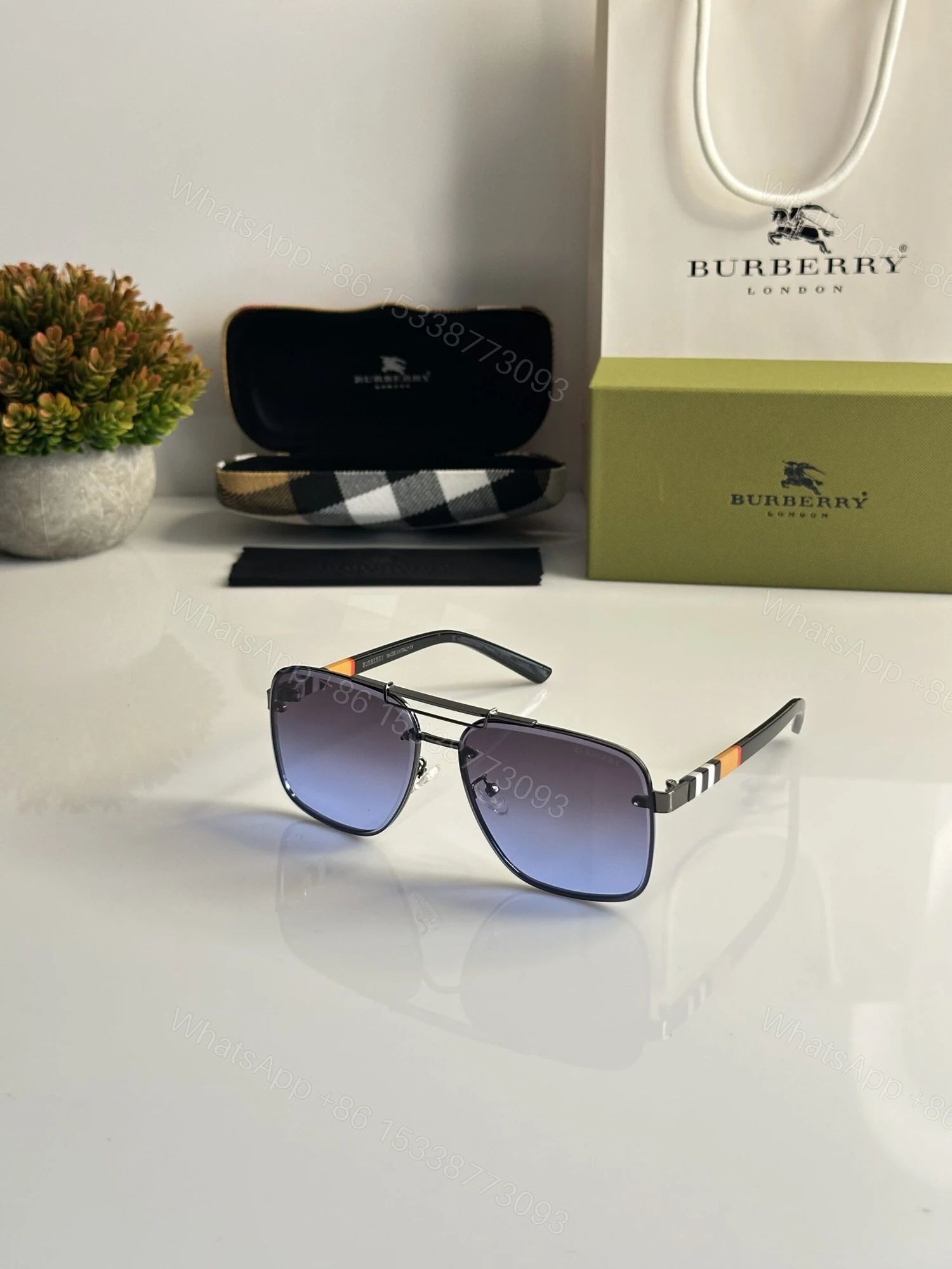 First Copy Burberry 493 Black Blue Sunglasses — view 1
