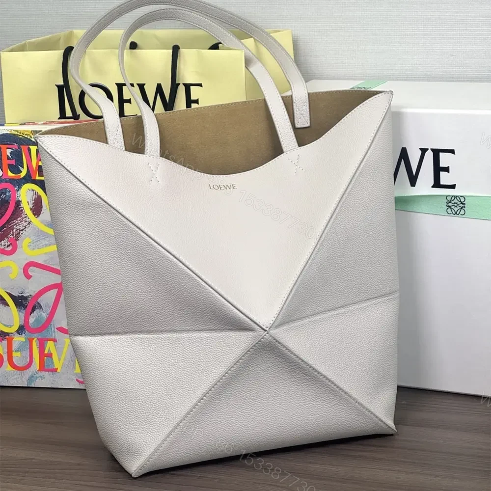 View 3 of 高仿Loewe*Fold系列1769小牛皮Tote手袋米灰色中號免檢版