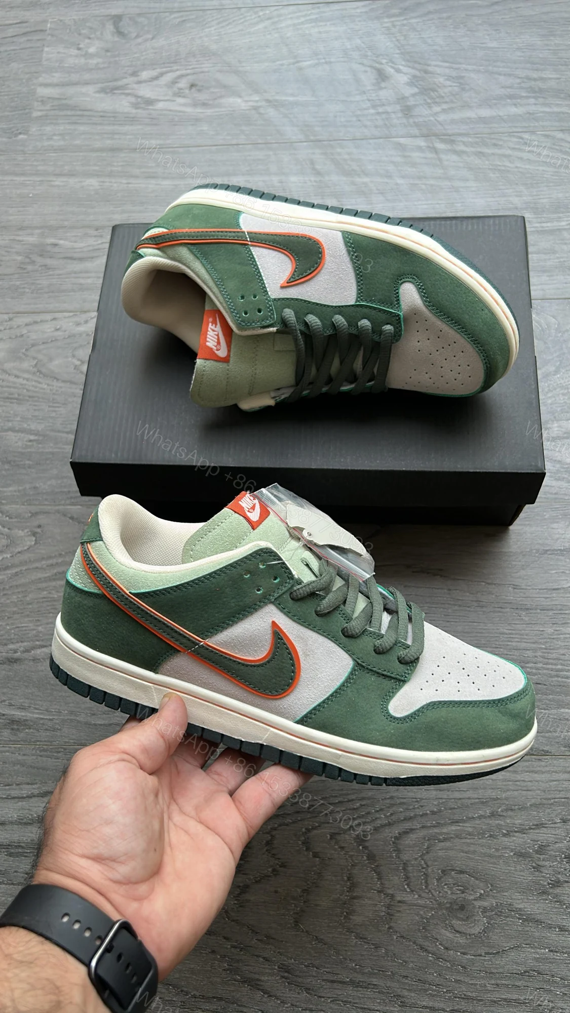 View 9 of FIRST COPY NIKE SB DUNK SHOES FOR MEN