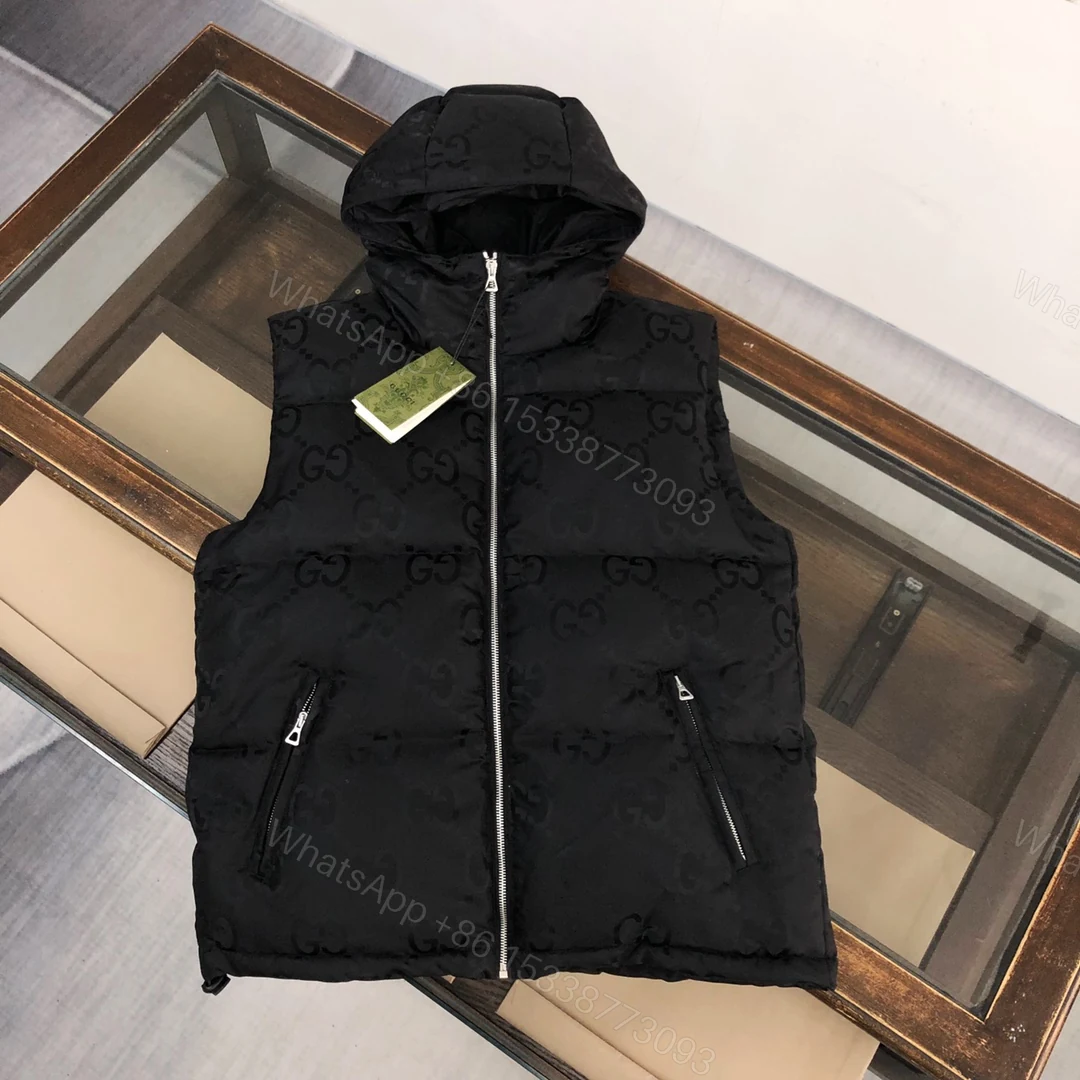 Gucci高仿羽絨背心GG壓紋連帽設計黑色極簡風 — view 1