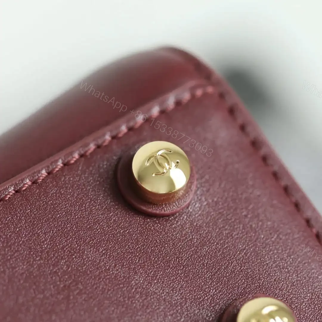 View 15 of 高仿Chanel*26A系列AS6223高級手工坊口蓋包酒紅色小號免檢版