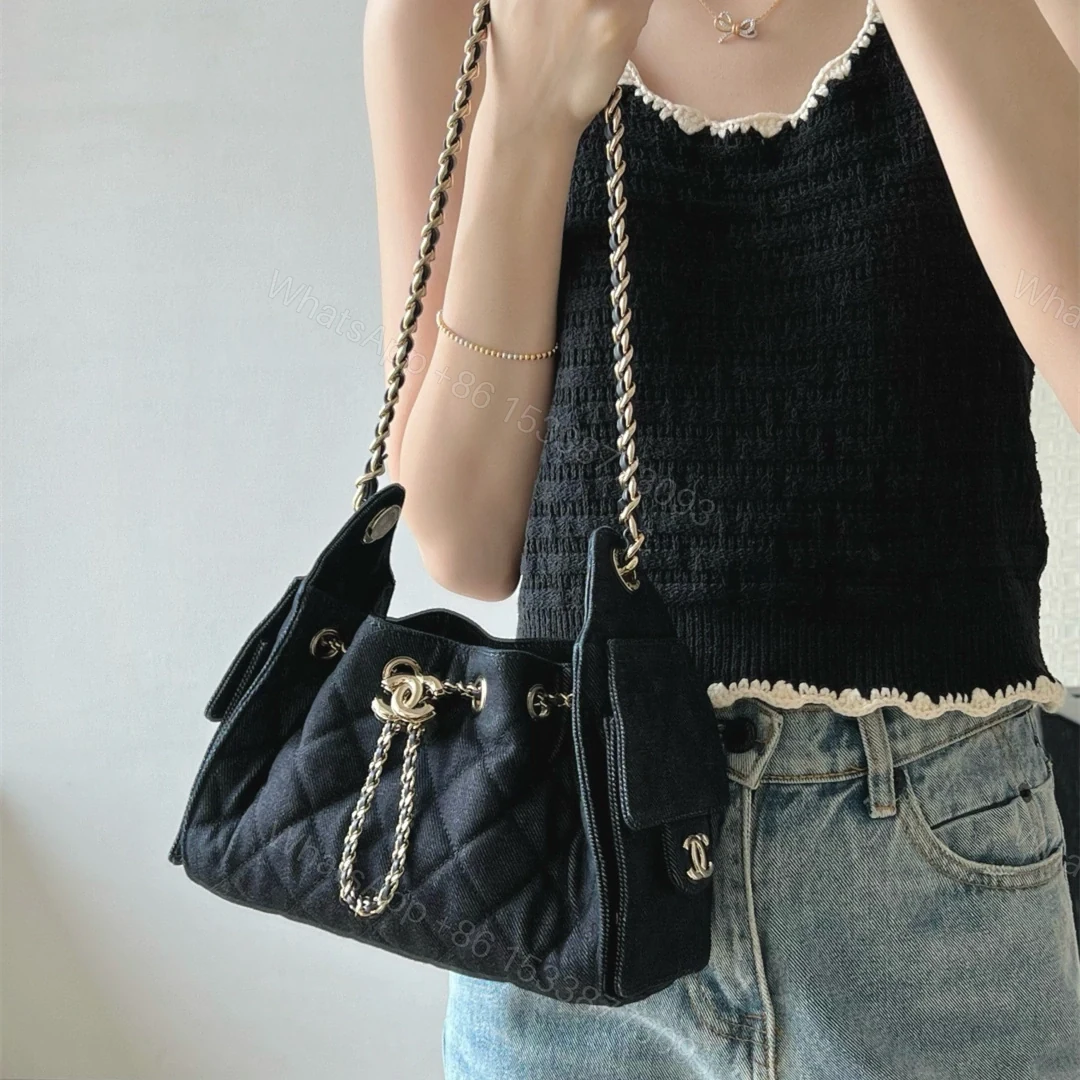 View 25 of 高仿Chanel*26P/25Bag系列AS5631水洗牛仔布手袋Mini黑色免檢版