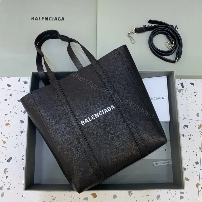 Sleek Pebbled Leather Tote – Balenciaga-Inspired, Black, All-Day Versatility — view 1