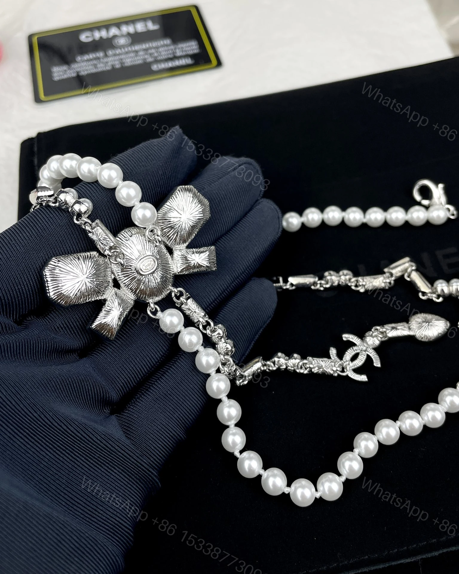 View 2 of EN – Lux Chanel Necklaces 009